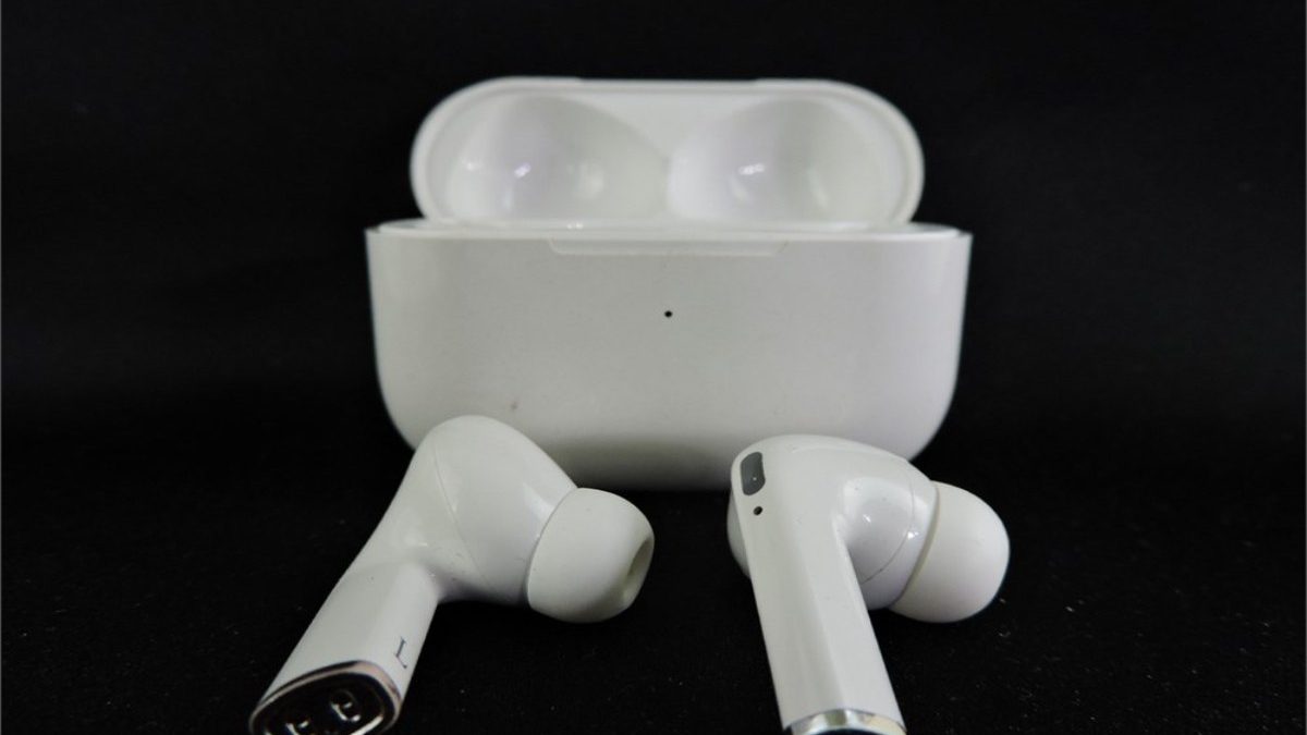 Airstream Elite Earbuds True Wireless With Portable Charging